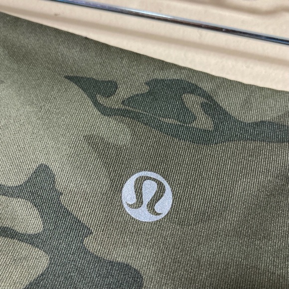 Lululemon Wunder Under Crop Legging Full On Luxtreme Savasana Camo Fatigue Green - Picture 10 of 11